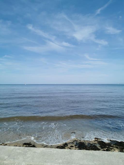 Appartement Acces Direct A La Plage Bernières-sur-Mer 外观 照片