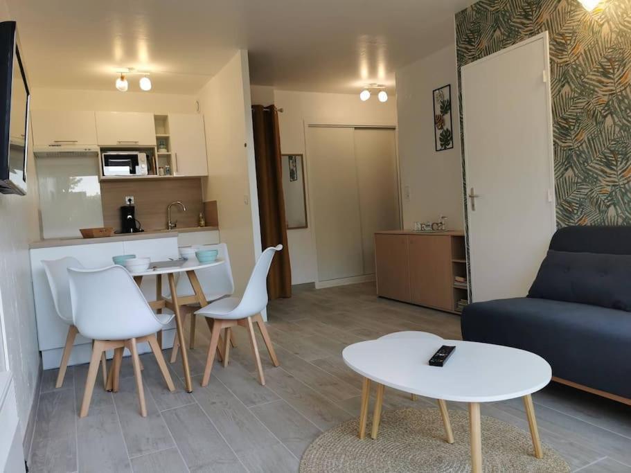 Appartement Acces Direct A La Plage Bernières-sur-Mer 外观 照片