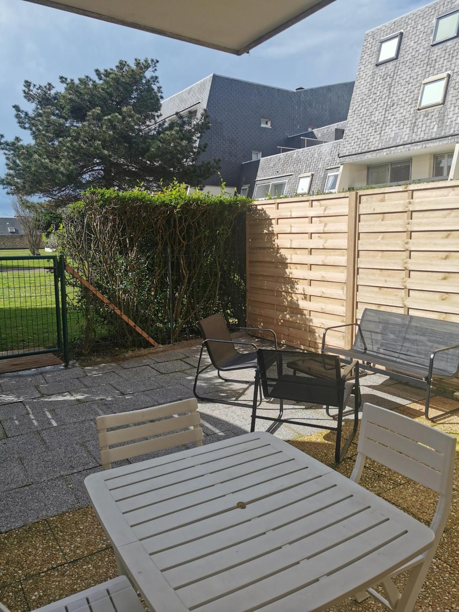 Appartement Acces Direct A La Plage Bernières-sur-Mer 外观 照片